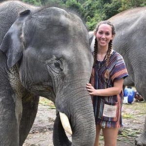 Meet your Posher, Alysia